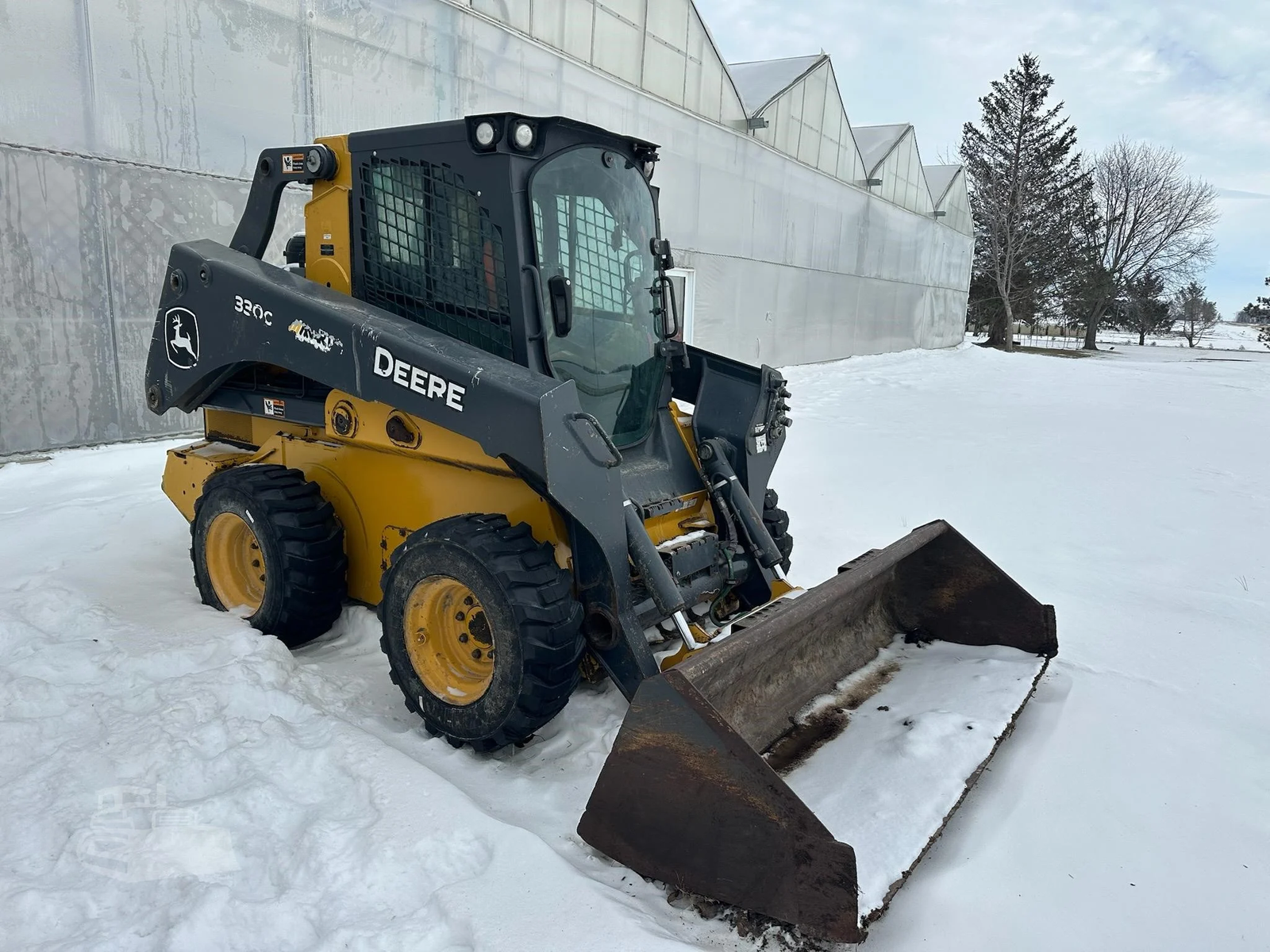 2021 DEERE 330G for rent Prince George